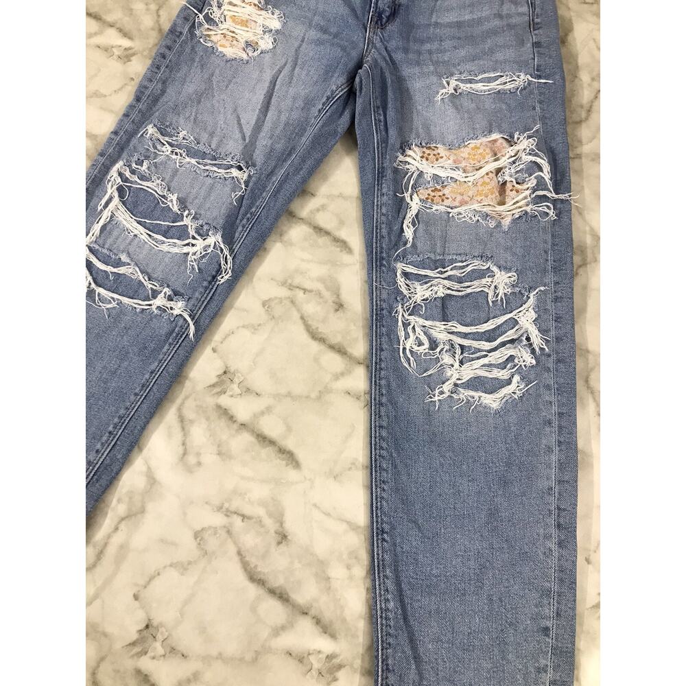 Amerian Eagle High Waisted Mom Strigid Floral Patchwork Jeans 4 regular Distres - Picture 5 of 12